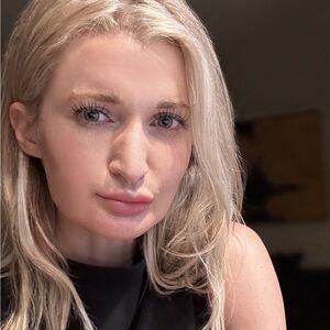 Meet your Posher, Ana